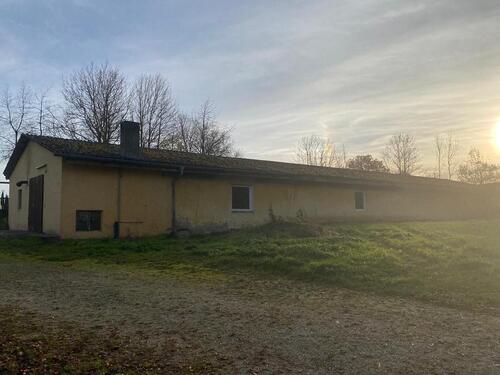 Foto - Zwei Scheunen zur Vermietung - 800,00 EUR Miete,
