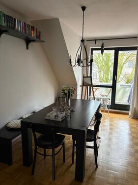 Foto - ANFRAGESTOPP: 3-Zimmer-Dachgeschoss Wohnung in zentraler Lage