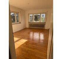 Altbauwohnung im Herzen Esslingens - geeignet für Paar mit 1 Kind - Esslingen am Neckar