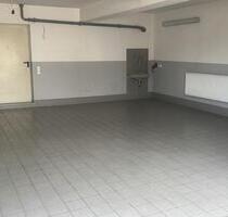 Gewerberaum ca. 50 m ² - 350,00&nbsp;EUR Kaltmiete, ca.&nbsp; 50,00&nbsp;m&sup2; in Wallersdorf (PLZ: 94522)
