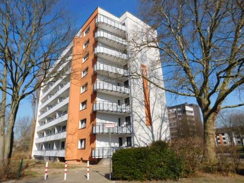 Foto - ***Große 2-Raum-Wohnung... renoviert und bezugsfertig mit Laminat und Balkon***