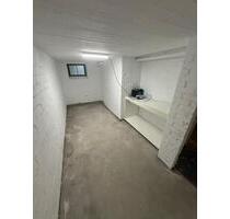 Biete 11 qm Keller - Lagerraum Stauraum, zentral gelegen - Hamburg Groß Borstel
