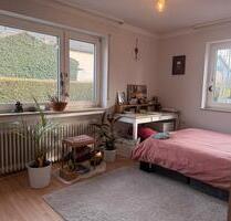 Helles 23m² Zimmer mit Garten & Terrasse in Neu-Ulm (Finningen)