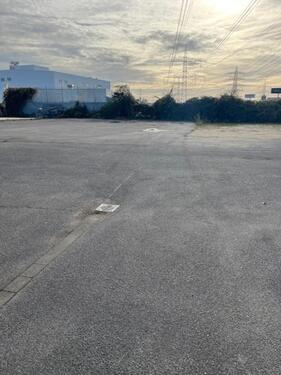 Foto - FreiflächeStellplätze ca. 500m²