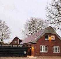 Großzügiges Einfamilienhaus von Privat - Zetel