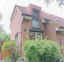 Gemütliches, großes Familienzuhause: End-Reihenhaus in HHNiendorf - Hamburg