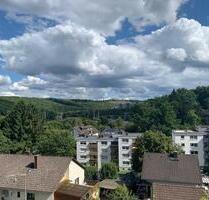 Penthauswohnung mit umlaufender 75 m² Sonnenterasse - Siegen