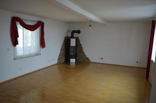 Foto - 6 Zimmer Etagenwohnung zur Miete in Hülben