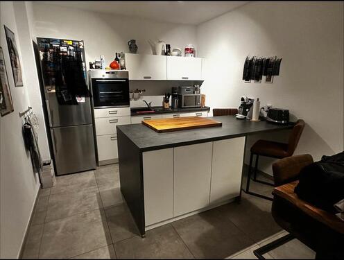 Foto - Moderne 2-Zimmer Wohnung mit Einbauküche Keller Tiefgarage