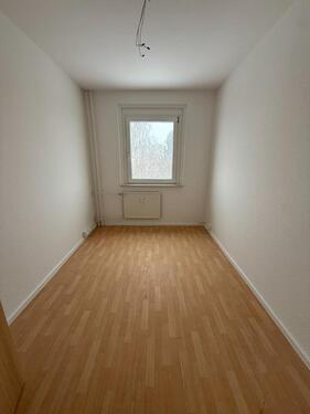 Foto - Helle neu renovierte 4-Zimmer-Wohnung im 3. OG