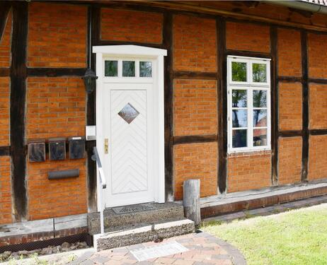 Foto - Hochwertig sanierte 4-Zimmer-Wohnung im charmanten Fachwerkhaus