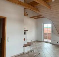 Dachgeschosswohnung - 1.200,00 EUR Kaltmiete, in Wolnzach (PLZ: 85283)
