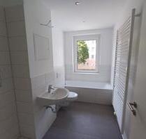 Großzügige 4-Raum-Wohnung mit Balkon – Ihr neues Zuhause! - 1. OG links - Merseburg