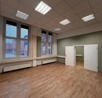 Büro 46m² zwei Räume - 562,00&nbsp;EUR Kaltmiete, ca.&nbsp; 46,00&nbsp;m&sup2; in Leipzig (PLZ: 04318) Ost