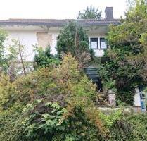 Sanierungsbedürftiges Wohnhaus - 110.000,00&nbsp;EUR Kaufpreis, ca.&nbsp; 300,00&nbsp;m&sup2; in Frammersbach (PLZ: 97833)