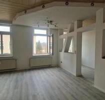 Zentrale Wohlfühlwohnung mit viel Licht und Charme - Oelsnitz (Vogtland) Zentrale Wohlfühlwohnung mit viel Licht und Charme - Oelsnitz (Vogtland)