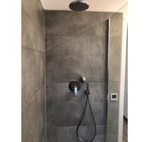 Ruhige 2-Zi-Whg. renoviert mit EBK, Balkon,Keller, Südausrichtung - Hessisch Oldendorf