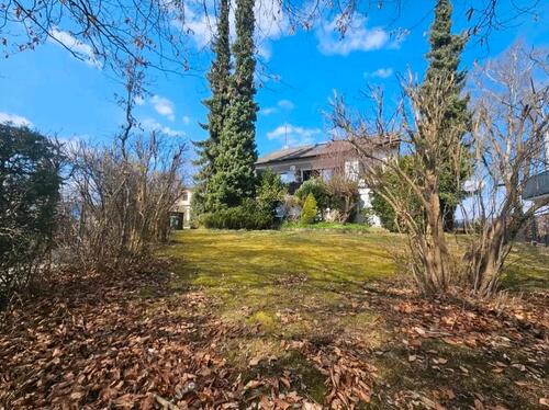 Foto - Dachgeschosswohnung mit 85m ² Grundfläche, Garten und Balkon