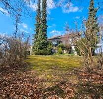 Dachgeschosswohnung mit 85m ² Grundfläche, Garten und Balkon - Markt Schwaben