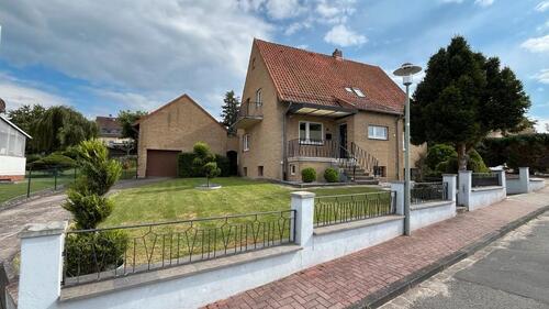 Foto - Ankommen und Aufleben: Modernisiertes Einfamilienhaus