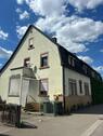 Foto - MFH MIT GARTEN UND STELLPLATZ - IDEAL FÜR MEHRGENERATIONENFAMILIE