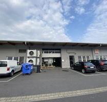 Leverkusen-Opladen: LagerProduktionshalle mit ca. 453 m² und 9 Stellplätzen
