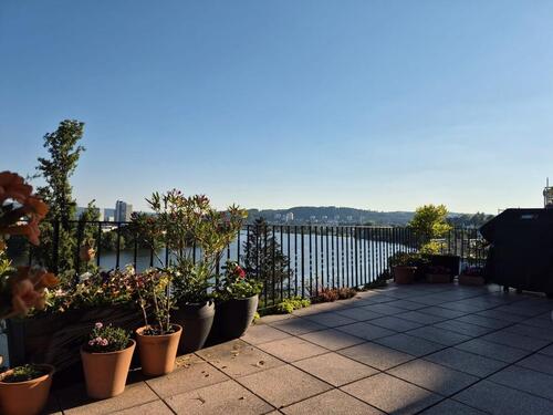 Foto - Großzügiges Wohnjuwel mit unverbaubarem Moselblick in Koblenz