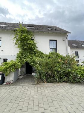 Foto - Doppelhaushälfte, Bj. 2013, Energie A+, Frankfurt Harheim Süd