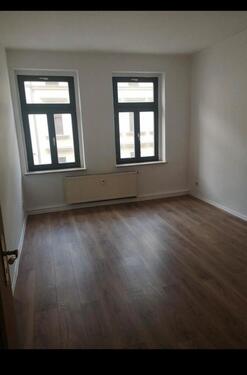 Foto - Erstbezug nach Renovierung - helle 2 Zimmer Wohnung