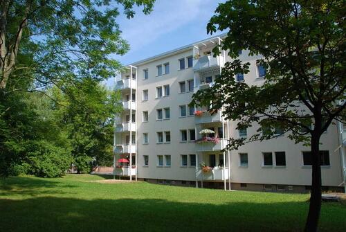 Foto - Ruhig gelegene 3-Raum-Wohnung mit Einbauküche