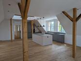 Foto - Exklusive Dachgeschosswohnung mit Design-Küche & Sichtbalken