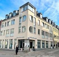 Ab Mai 2026 neu zu vermieten: Attraktives Eck-Ladenlokal - Schweinfurt Haardt