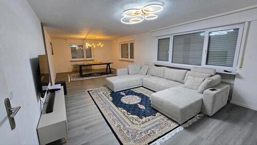 Foto - 4-Zimmer- Wohnung - 1.200,00&nbsp;EUR Kaltmiete, ca.&nbsp; 124,00&nbsp;m&sup2;