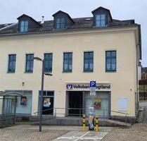 NEU sanierte 3-Raum Wohnung im Stadtzentrum von Treuen