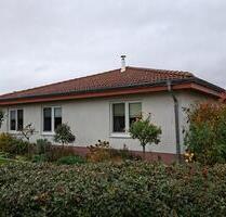 EFH Bungalow Bj.2000, barrierefrei Wfl.:118m², Grdst.: 776m² - Penzlin