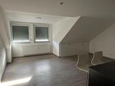 Foto - 2 Zimmer Dachgeschoßwohnung zur Miete in Mönchengladbach