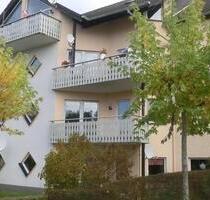 Wohnung im 1.OG mit Balkon - 700,00&nbsp;EUR Kaltmiete, ca.&nbsp; 105,00&nbsp;m&sup2; in Daun (PLZ: 54550)