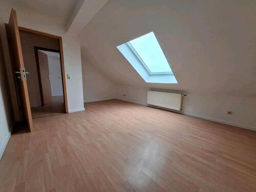 Foto - 2-Raum Dachgeschosswohnung - 315,00&nbsp;EUR Kaltmiete, ca.&nbsp; 47,00&nbsp;m&sup2;