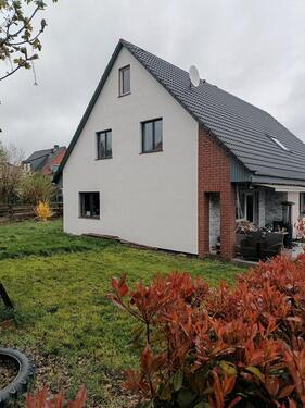 Foto - Großes Wohnhaus - 225.000,00&nbsp;EUR Kaufpreis, ca.&nbsp; 225,00&nbsp;m&sup2;
