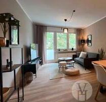 Charmante möblierte 2-Zimmer-Wohnung mit sonnigem Balkon in Berli - Berlin Treptow-Köpenick