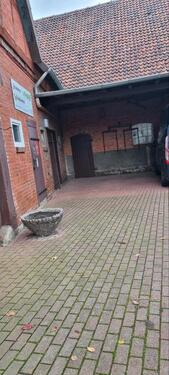 Foto - Außenstellplatz für ein kleines Wohnmobil