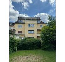 Elegantes Dachstudio mit Dachterrasse, EBK in Darmstadt-Mitte Elegantes Dachstudio mit Dachterrasse, EBK in Darmstadt-Mitte