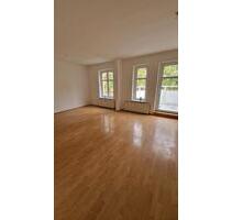 Helle 3 Raum-Wohnung (95qm) mit Balkon und Dachboden zu ver - Karstädt