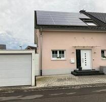 Neuwertige Doppelhaushälfte mit Kaminofen - Eimeldingen