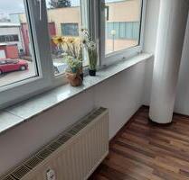 Wohnung Helle 3,5- Zimmer Wohnung + kleiner Wintergarten im WZ - Königsbrunn
