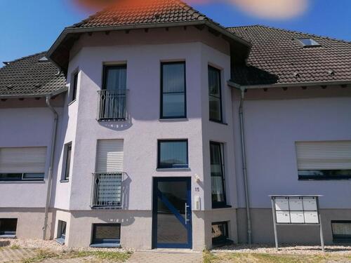 Foto - Schöne Wohnung in Schönburg, teilmöbliert, inkl. PKW Stellplatz