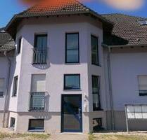 Schöne Wohnung in Schönburg, teilmöbliert, inkl. PKW Stellplatz - Naumburg (Saale)