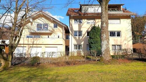 Foto - 3,5 Zimmer Wohnung - 950,00&nbsp;EUR Kaltmiete, ca.&nbsp; 100,00&nbsp;m&sup2;