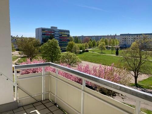 Foto - Was für ein Ausblick - 360,00&nbsp;EUR Kaltmiete, ca.&nbsp; 59,21&nbsp;m&sup2;