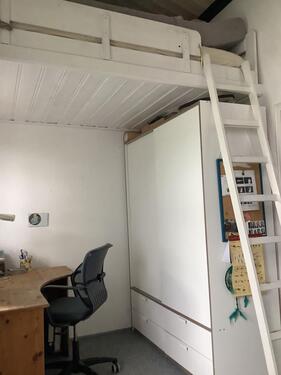 Foto - WG - Nichtraucherzimmer - 270,00 EUR Kaltmiete,
